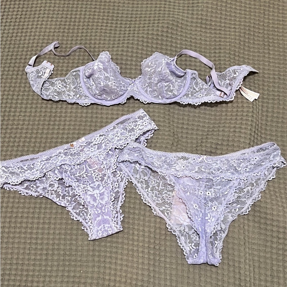 Savage x fenty set (bra with 3 coordinating panties)